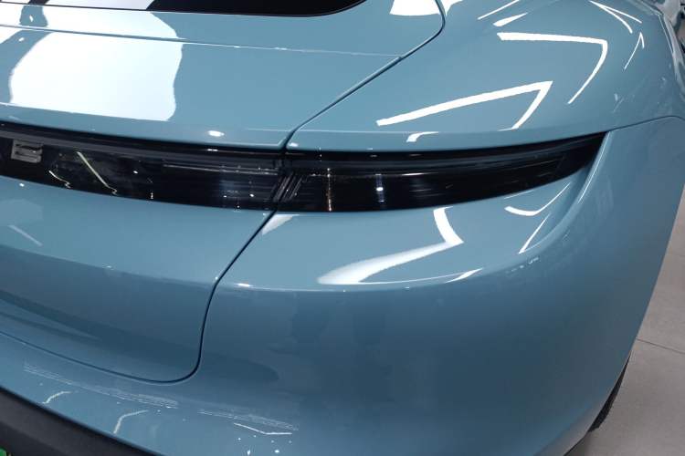 Used Porsche Taycan 2022 Taycan Exterior 6