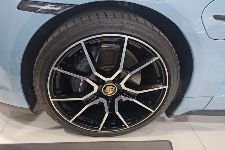 Used Porsche Taycan 2022 Taycan Exterior 7