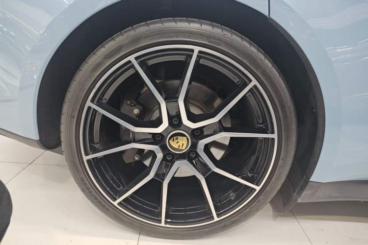 Used Porsche Taycan 2022 Taycan Exterior 8