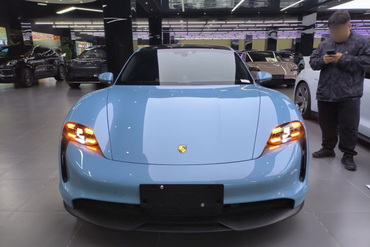 Used Porsche Taycan 2022-Year Updated Taycan Front