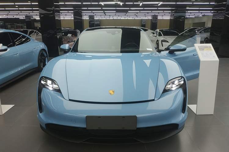 Used Porsche Taycan 2022-Year Updated Taycan Front