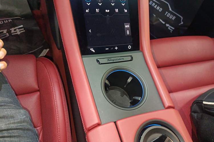 Used Porsche Taycan 2022-Year Updated Taycan Gear Lever