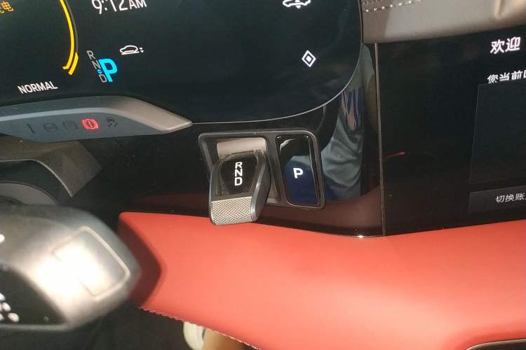 Used Porsche Taycan 2022-Year Updated Taycan Gear Lever