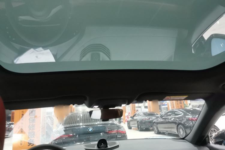 Used Porsche Taycan 2022-Year Updated Taycan Headliner