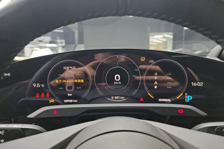 Used Porsche Taycan 2022-Year Updated Taycan Instrument Cluster
