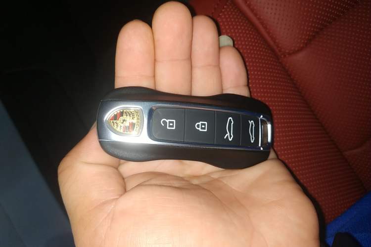 Used Porsche Taycan 2022-Year Updated Taycan Interior 1