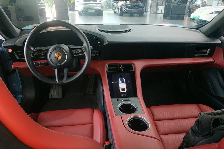 Used Porsche Taycan 2022-Year Updated Taycan Interior 2