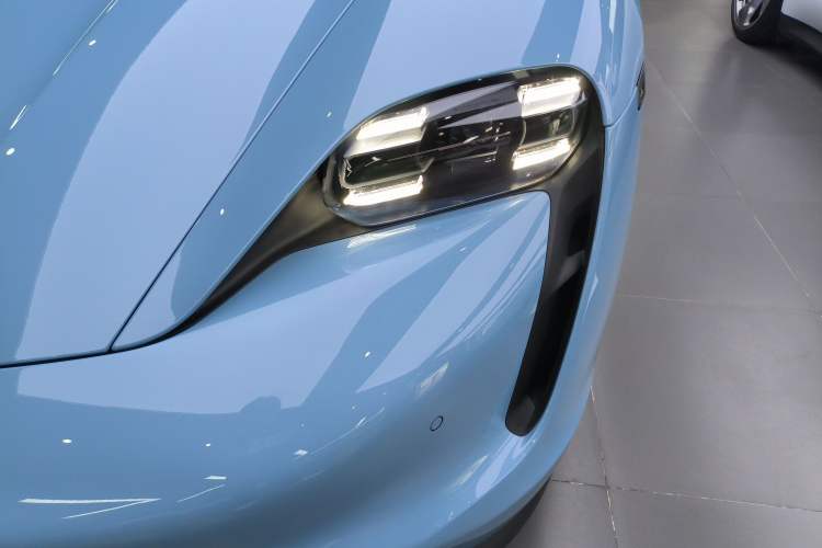 Used Porsche Taycan 2022-Year Updated Taycan Left Front Headlight