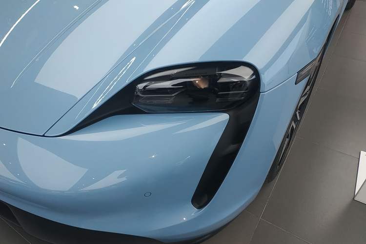 Used Porsche Taycan 2022-Year Updated Taycan Left Front Headlight