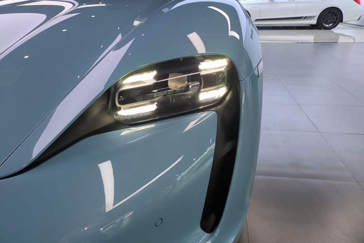 Used Porsche Taycan 2022-Year Updated Taycan Left Front Headlight