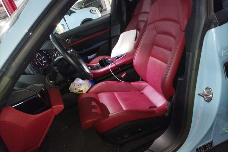 Used Porsche Taycan 2022 Taycan Left Front Seat