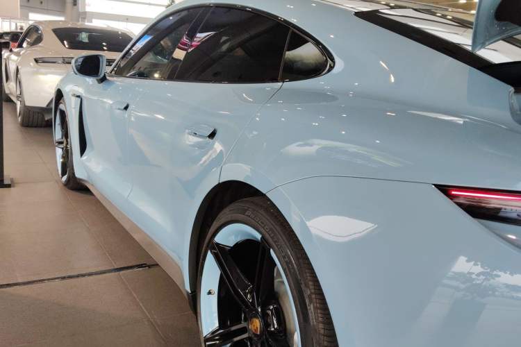 Used Porsche Taycan 2022 Taycan Left Side