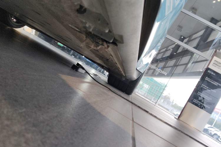 Used Porsche Taycan 2022 Taycan Left Side Sill