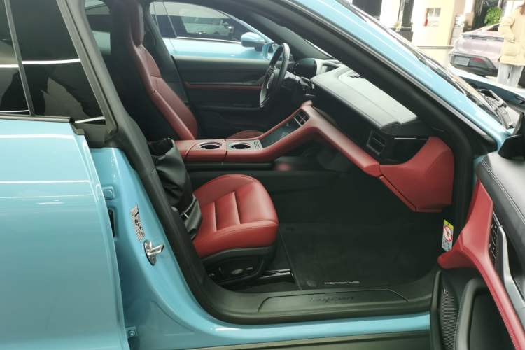 Used Porsche Taycan 2022 Taycan Right Front Seat