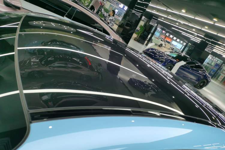 Used Porsche Taycan 2022 Taycan Roof