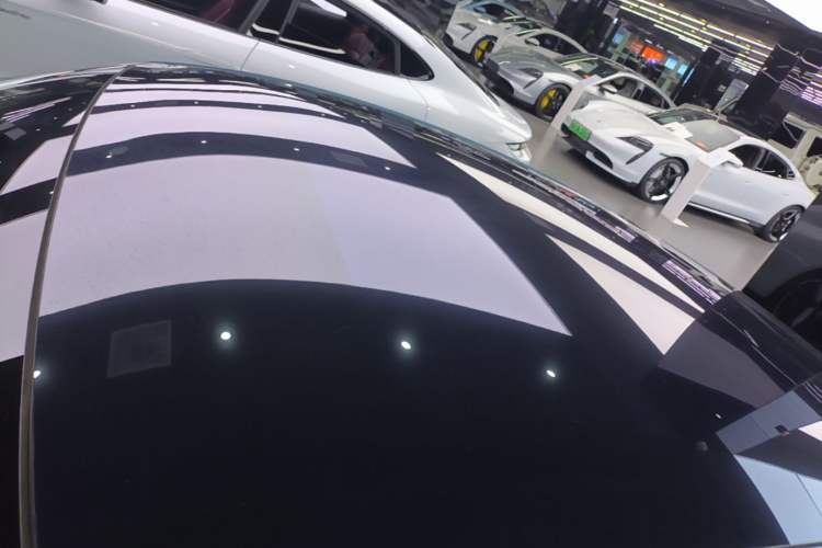 Used Porsche Taycan 2022-Year Updated Taycan Roof