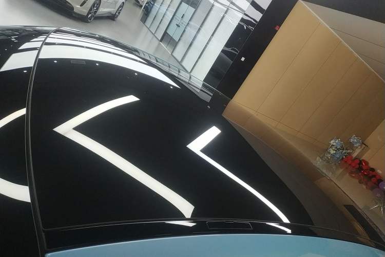 Used Porsche Taycan 2022-Year Updated Taycan Roof