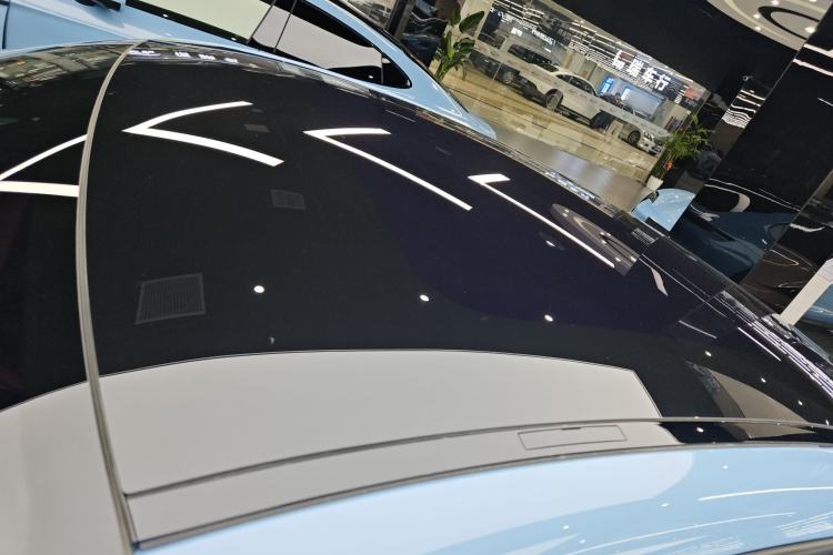 Used Porsche Taycan 2022-Year Updated Taycan Roof