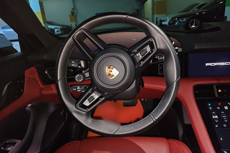 Used Porsche Taycan 2022-Year Updated Taycan Steering Wheel