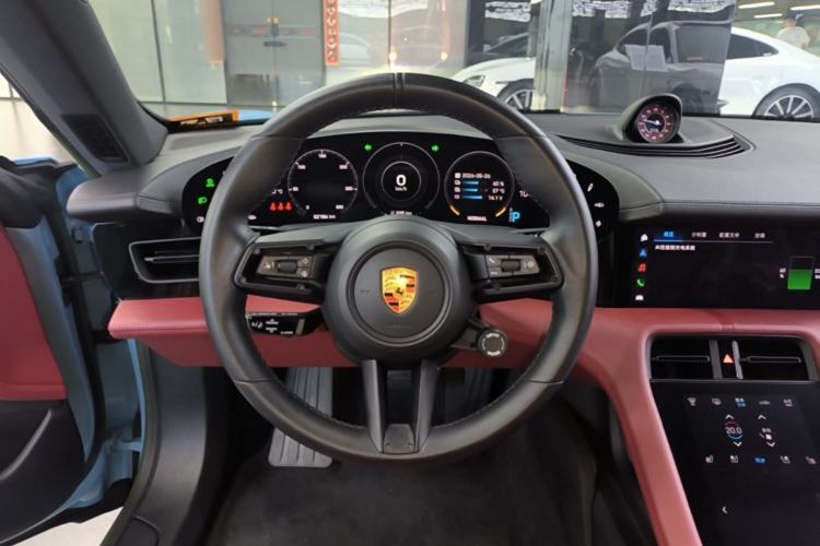 Used Porsche Taycan 2022-Year Updated Taycan Steering Wheel