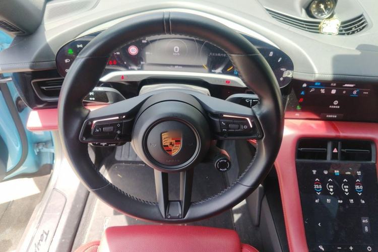 Used Porsche Taycan 2022-Year Updated Taycan Steering Wheel
