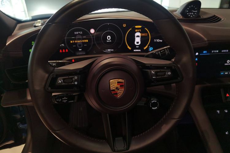 Used Porsche Taycan 2022-Year Restyled Taycan 4S Steering Wheel