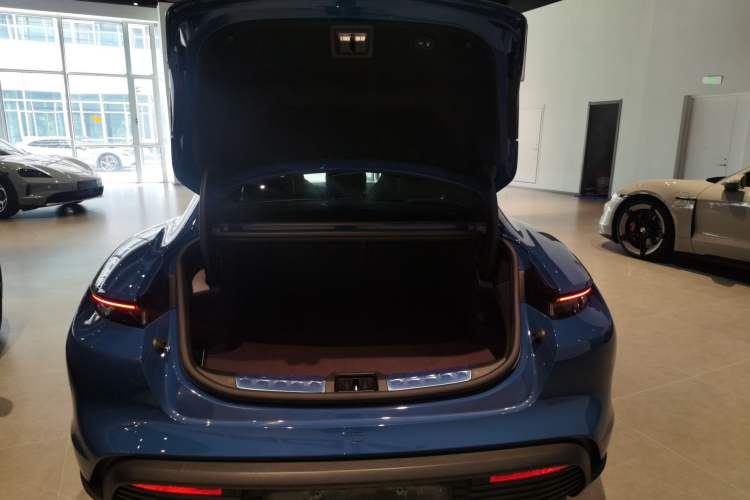 Used Porsche Taycan 2022-Year Restyled Taycan 4S Trunk