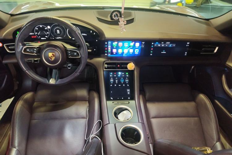 Used Porsche Taycan 2022 Taycan Center Console