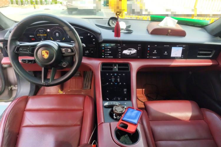 Used Porsche Taycan 2022 Taycan Center Console