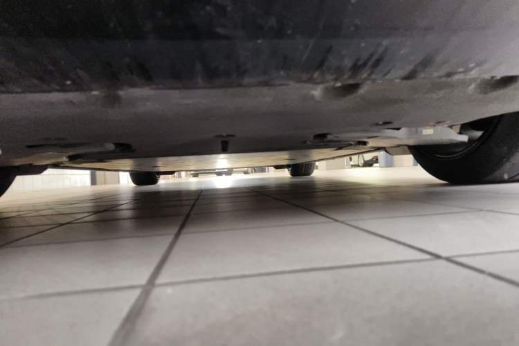 Used Porsche Taycan 2022-Year Updated Taycan Chassis Rear