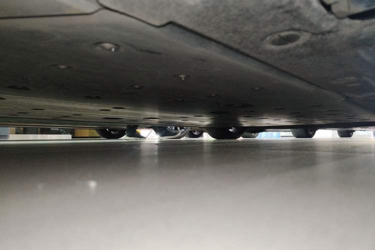 Used Porsche Taycan 2022 Taycan Chassis Rear Right