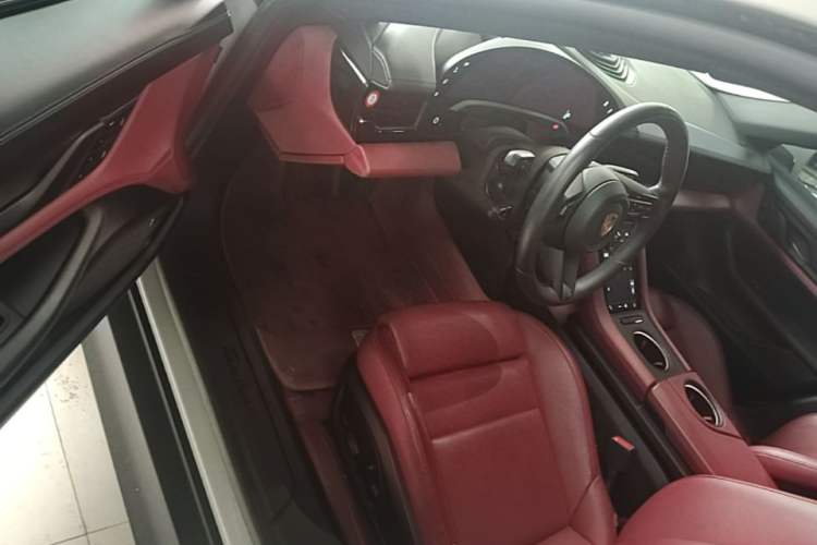 Used Porsche Taycan 2022-Year Updated Taycan Driver Seat
