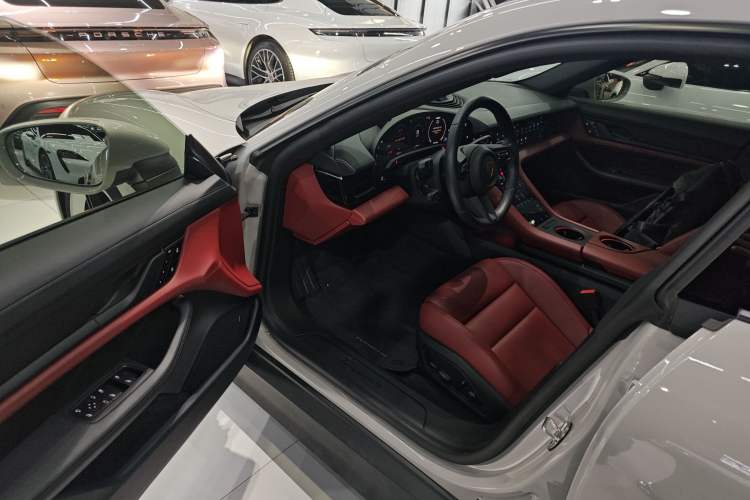 Used Porsche Taycan 2022 Taycan Driver Seat
