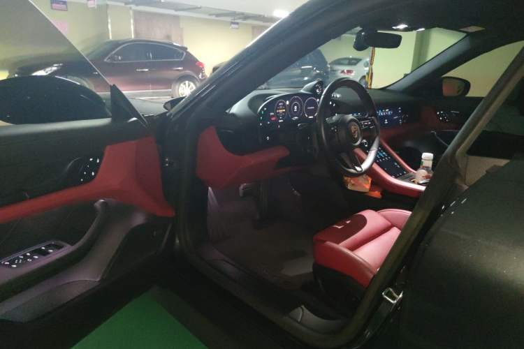 Used Porsche Taycan 2022-Year Updated Taycan Driver Seat
