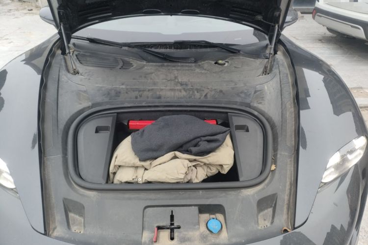 Used Porsche Taycan 2022-Year Updated Taycan Engine Bay