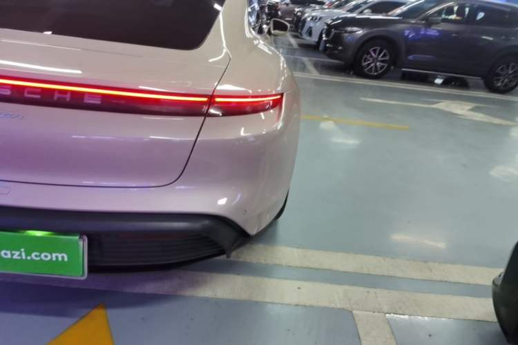 Used Porsche Taycan 2022 Taycan Exterior 3