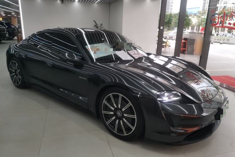 Used Porsche Taycan 2022 Taycan Front Right 45 Deg