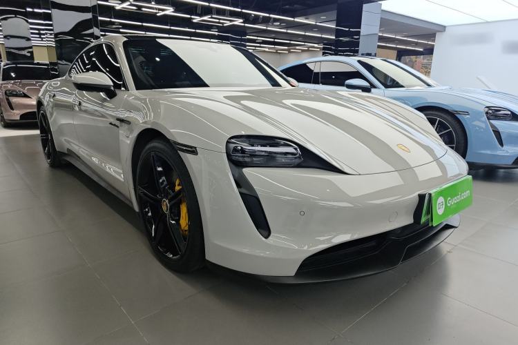 Used Porsche Taycan 2022 Taycan Front Right 45 Deg