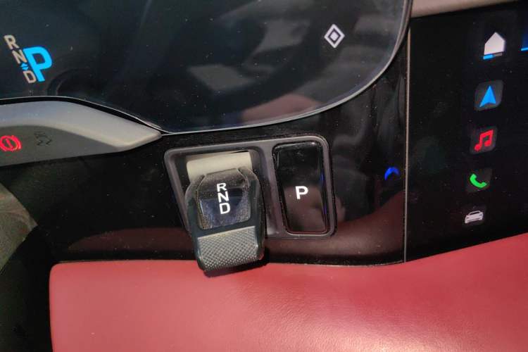 Used Porsche Taycan 2022-Year Updated Taycan Gear Lever