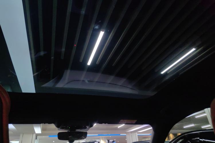 Used Porsche Taycan 2022-Year Updated Taycan Headliner