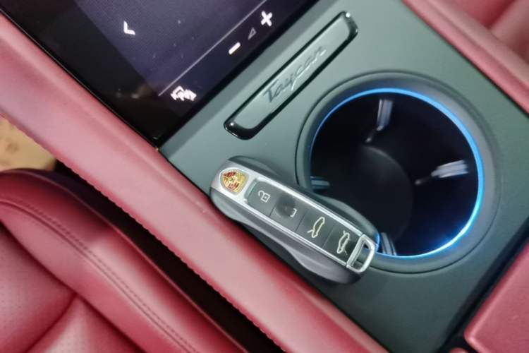 Used Porsche Taycan 2022 Taycan Interior 1