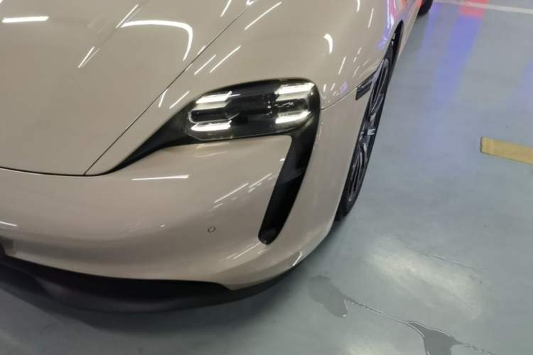Used Porsche Taycan 2022 Taycan Left Front Headlight