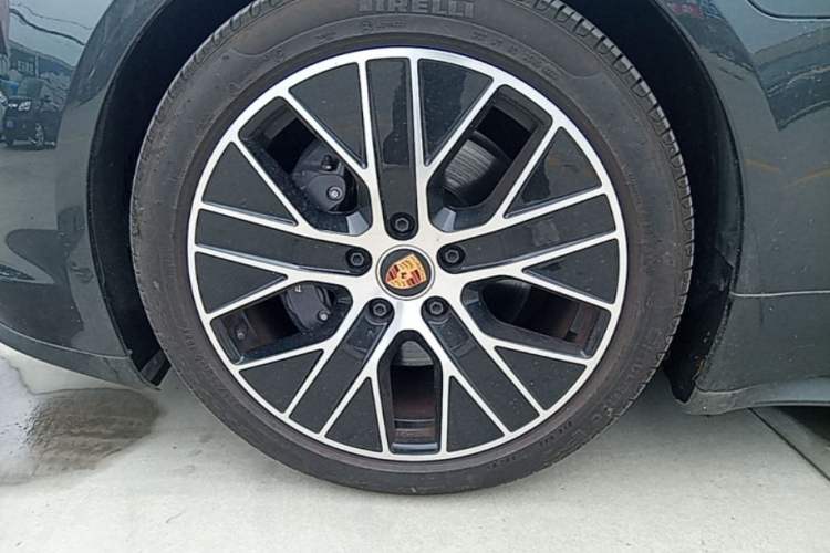 Used Porsche Taycan 2022-Year Updated Taycan Left Front Wheel Hub