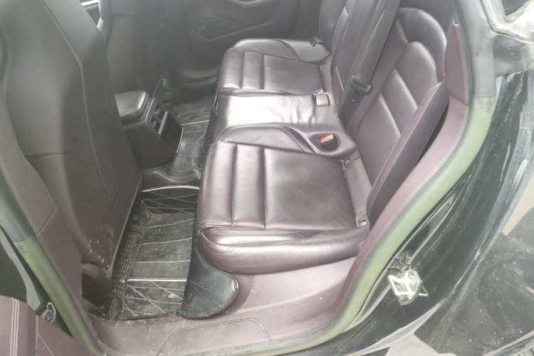 Used Porsche Taycan 2022-Year Updated Taycan Left Rear Seat