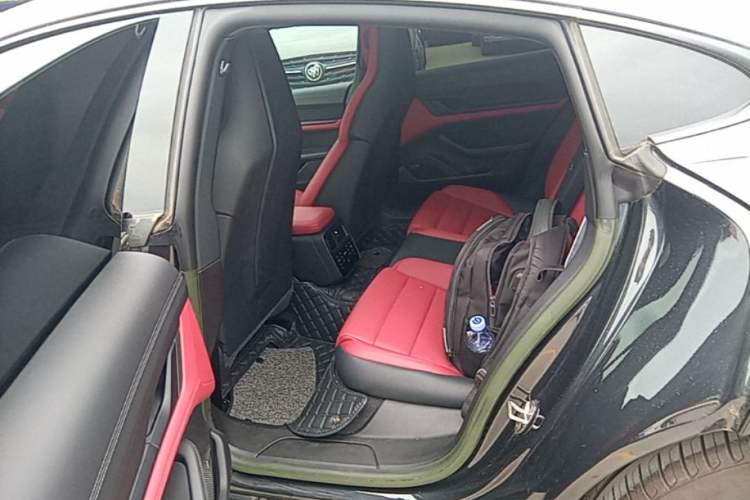 Used Porsche Taycan 2022-Year Updated Taycan Left Rear Seat