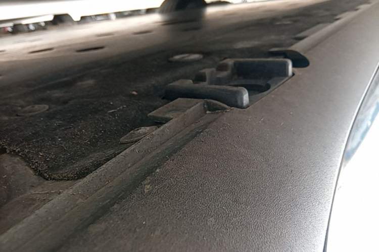 Used Porsche Taycan 2022-Year Updated Taycan Left Side Sill