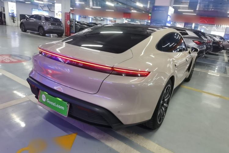 Used Porsche Taycan 2022 Taycan Rear Right 45 Deg