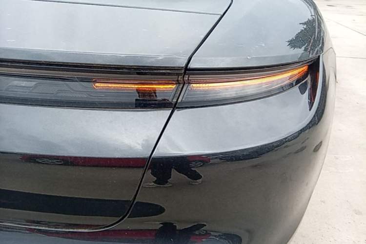 Used Porsche Taycan 2022-Year Updated Taycan Right Rear Taillight