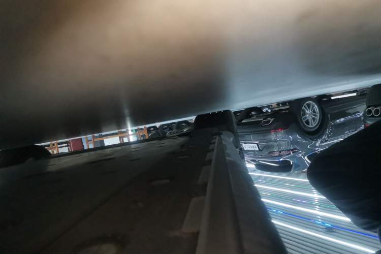 Used Porsche Taycan 2022 Taycan Right Side Sill