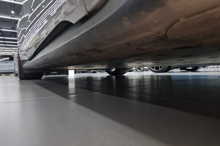 Used Porsche Taycan 2022 Taycan Right Side Sill
